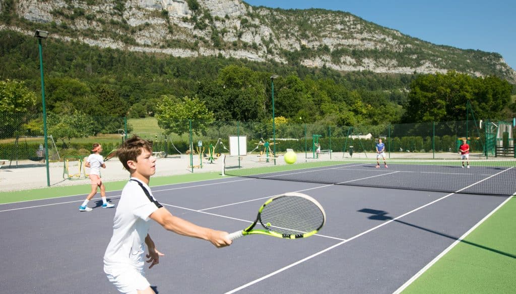 tennis lessons at the campsite in Annecy