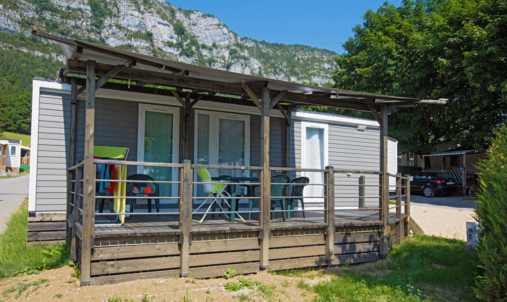 Cottage Premium 4 personnes, vue extérieure, camping Annecy