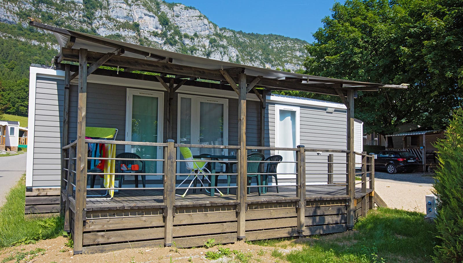 Cottage Premium 4 personnes, vue extérieure, camping Annecy