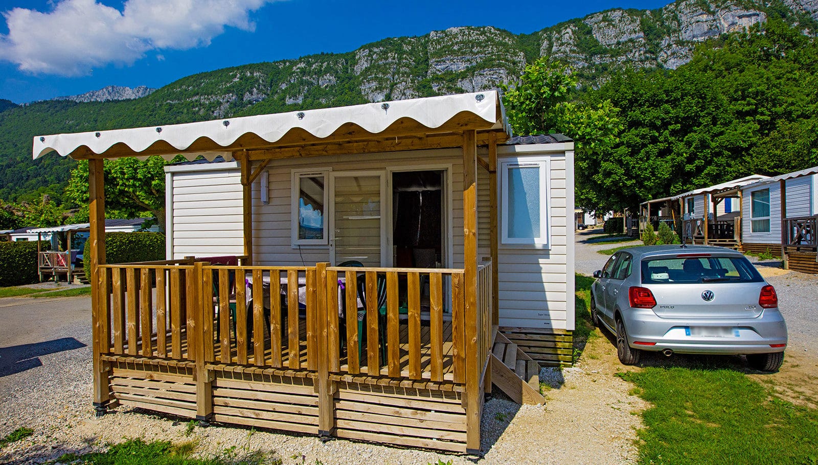 Cottage 4 personnes, vue extérieure, camping Annecy