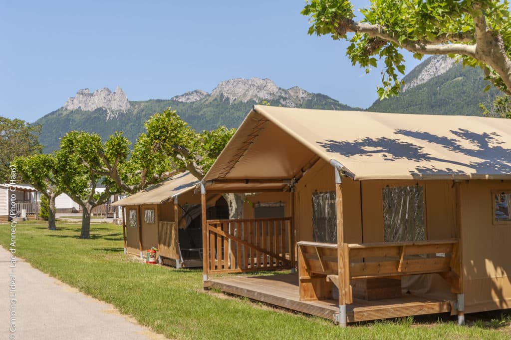 Emplacement calme au Camping l'Idéal, camping Annecy