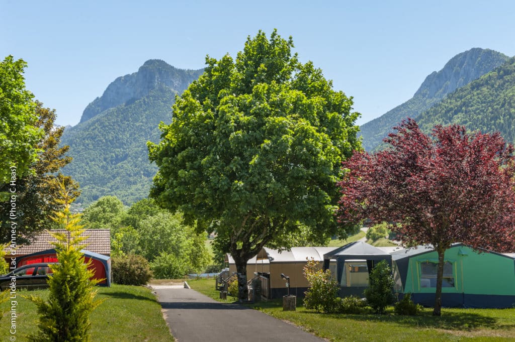 Emplacement Vacansoleil au Camping l'Idéal à Annecy