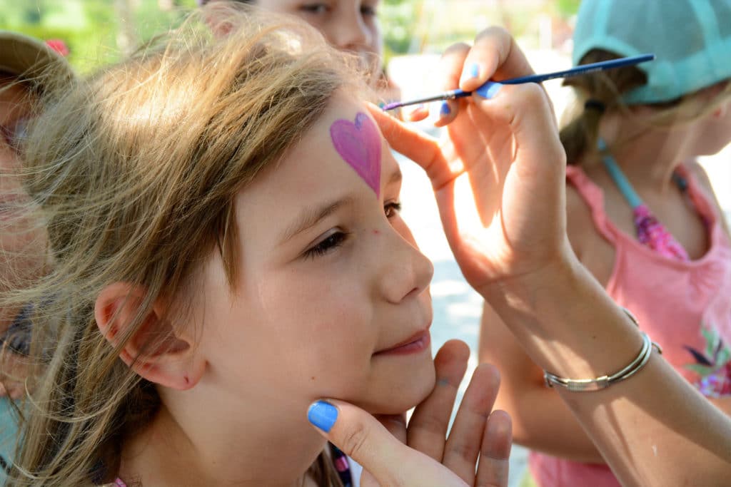 maquillage au camping Annecy