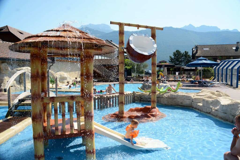 toboggan piscine Annecy