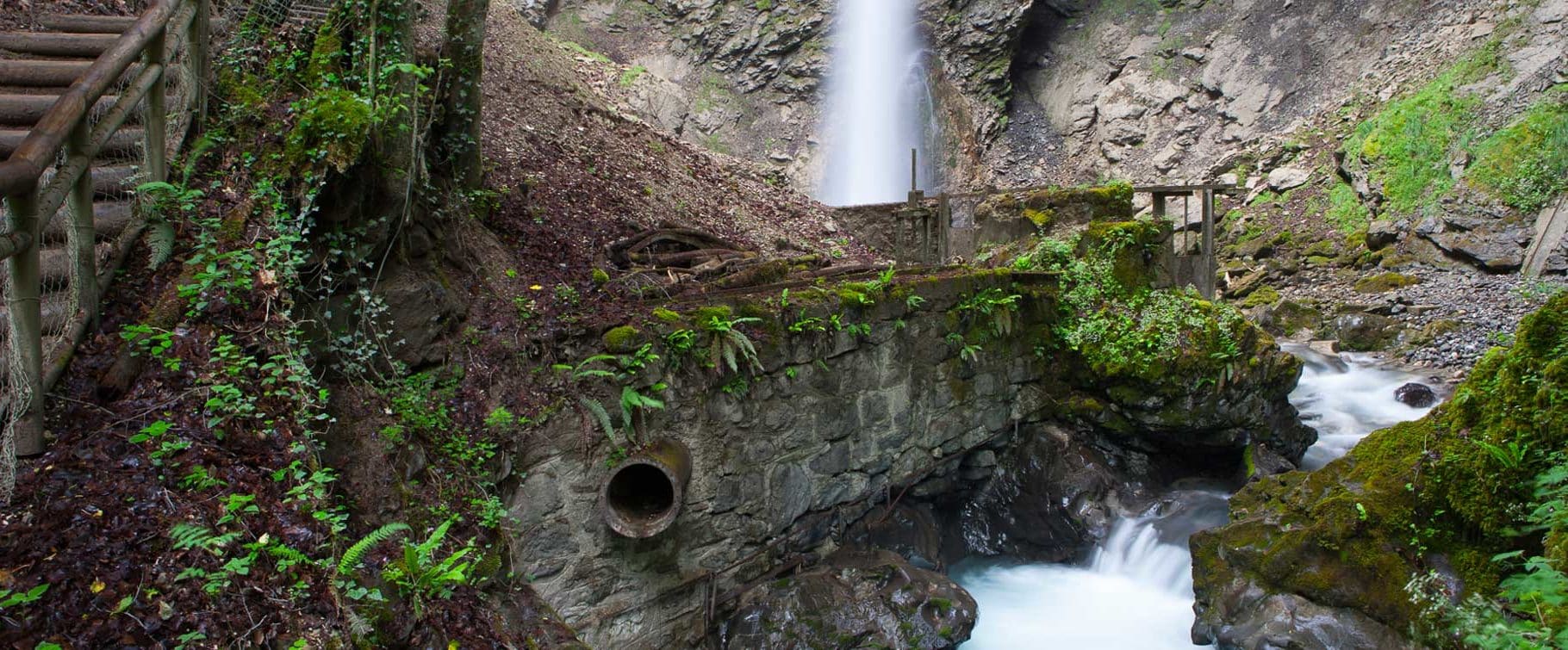 grotte et cascade de seythenex